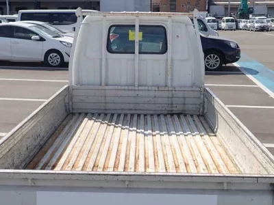 Mitsubishi DELICA TRUCK  с аукциона в Японии