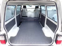 Mazda BONGO VAN лот № 103 оценка 3.5  с аукциона в Японии 2