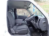 Mazda BONGO VAN лот № 103 оценка 3.5  с аукциона в Японии 6