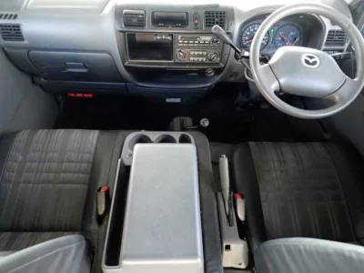 Mazda BONGO VAN  с аукциона в Японии