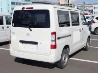 Mazda BONGO VAN лот № 23 оценка 3.5  с аукциона в Японии 1