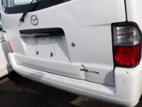 Mazda BONGO VAN лот № 82 оценка 3.5  с аукциона в Японии 7