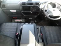 Mazda BONGO VAN лот № 61 оценка 3  с аукциона в Японии 5