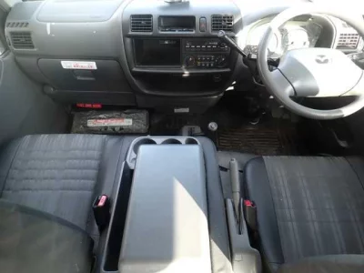 Mazda BONGO VAN  с аукциона в Японии