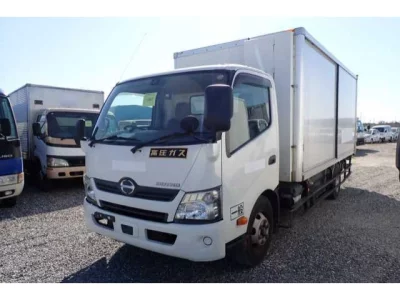 Hino DUTRO  с аукциона в Японии