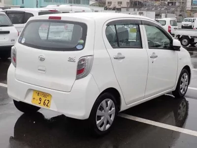 Daihatsu MIRA E S