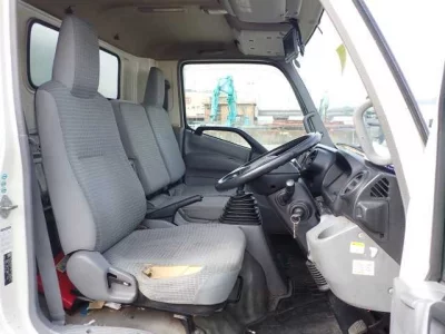 Hino DUTRO  с аукциона в Японии