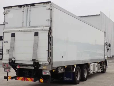 Hino PROFIA  с аукциона в Японии