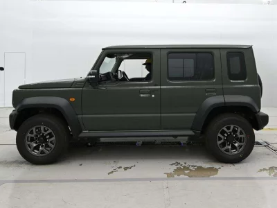 Suzuki JIMNY NOMADE