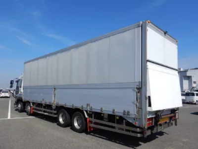 Isuzu GIGA  с аукциона в Японии