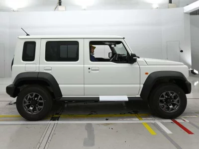 Suzuki JIMNY NOMADE