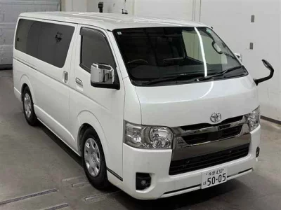 Toyota HiAce Van