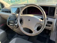 Nissan ELGRAND лот № 70025 оценка 4  с аукциона в Японии 2