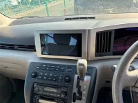 Nissan ELGRAND лот № 70025 оценка 4  с аукциона в Японии 5