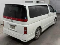 Nissan ELGRAND лот № 85007 оценка 3.5  с аукциона в Японии 4