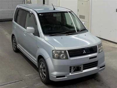 Mitsubishi EK SPORTS  с аукциона в Японии