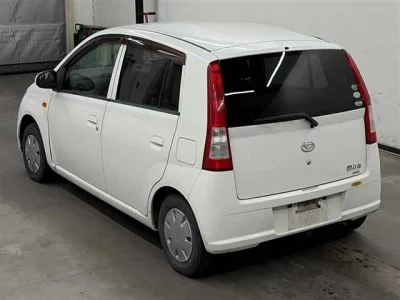 Daihatsu MIRA  с аукциона в Японии