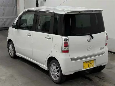 Daihatsu TANTO EXE