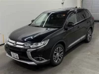 Mitsubishi OUTLANDER лот № 70072 оценка 3.5  с аукциона в Японии 3