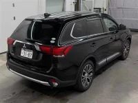 Mitsubishi OUTLANDER лот № 70072 оценка 3.5  с аукциона в Японии 4