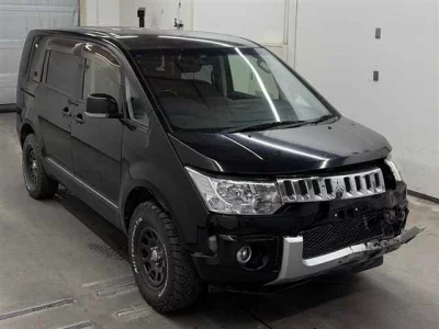 Mitsubishi DELICA D5