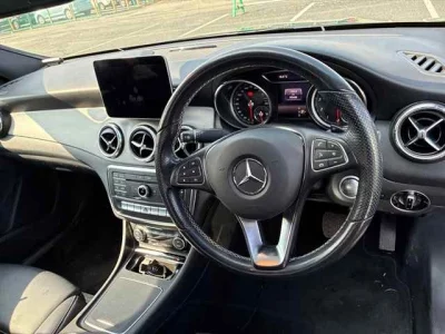 Mercedes-Benz CLA CLASS  с аукциона в Японии