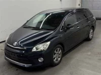 Toyota MARK X ZIO лот № 60016 оценка 3.5  с аукциона в Японии 3