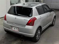 Suzuki SWIFT лот № 90112 оценка 4  с аукциона в Японии 4