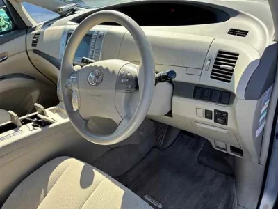 Toyota ESTIMA HYBRID