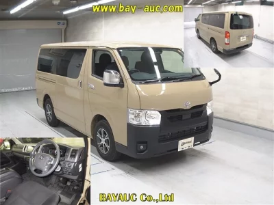 Toyota HiAce Van