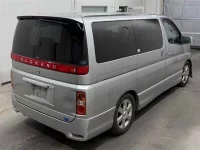 Nissan ELGRAND лот № 80044 оценка X  с аукциона в Японии 4