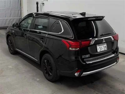 Mitsubishi OUTLANDER PHEV