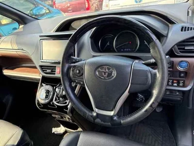 Toyota ESQUIRE