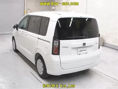 Honda FREED  с аукциона в Японии