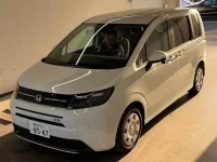 Honda FREED лот № 30211 оценка 6  с аукциона в Японии 3