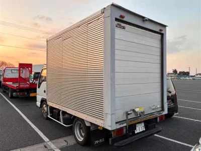 Nissan ATLAS  с аукциона в Японии