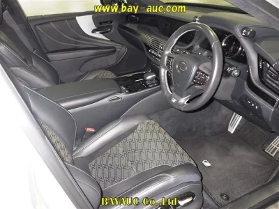 Lexus LS  с аукциона в Японии