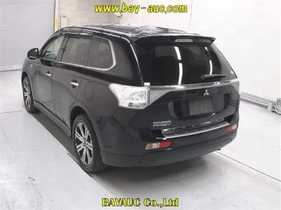 Mitsubishi OUTLANDER PHEV