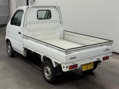 Suzuki CARRY TRUCK  с аукциона в Японии