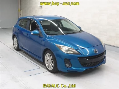 Mazda AXELA  с аукциона в Японии