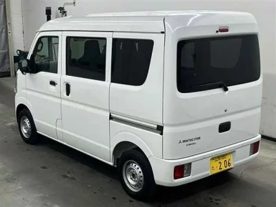 Mitsubishi MINICAB VAN