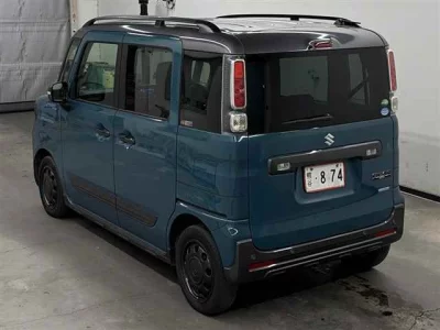 Suzuki Spacia Gear