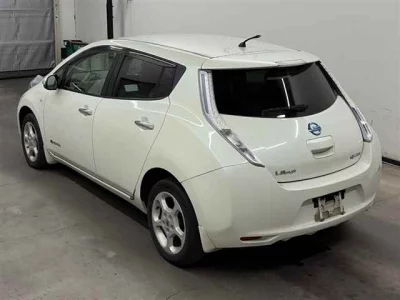 Nissan LEAF  с аукциона в Японии