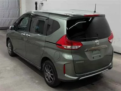 Honda FREED  с аукциона в Японии