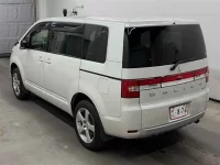 Mitsubishi DELICA D5 лот № 85190 оценка 3  с аукциона в Японии 1