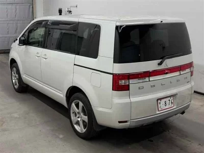 Mitsubishi DELICA D5  с аукциона в Японии