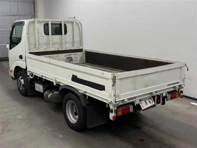 Hino DUTRO  с аукциона в Японии