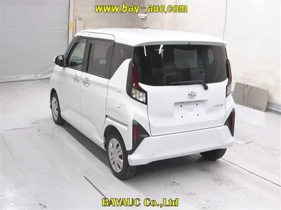 Daihatsu MOVE  с аукциона в Японии