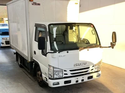Isuzu Elf