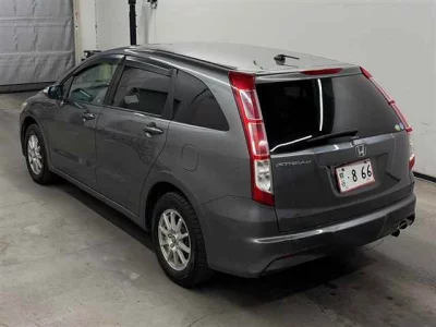 Honda STREAM  с аукциона в Японии